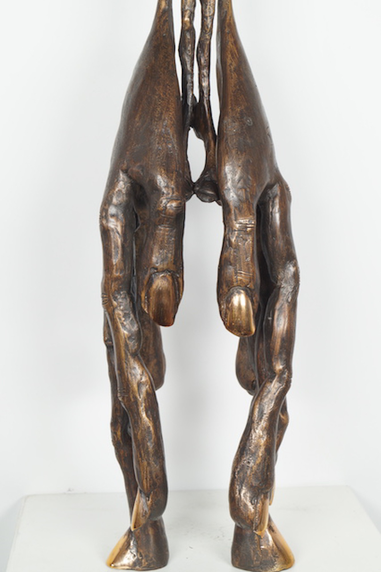 Handlanger - Bronze Plastik, Skulptur von Tim David Trillsam, Edition - Detail