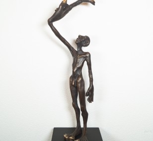 Thread Puller - Bronze Plastic, Sculpture by Tim David Trillsam, Edition