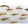 Forellenschwarm (aus 3) | Künstler Marek Schovanek | Fisch Plastiken aus Holz, Beispielansicht der Installation an der Wand