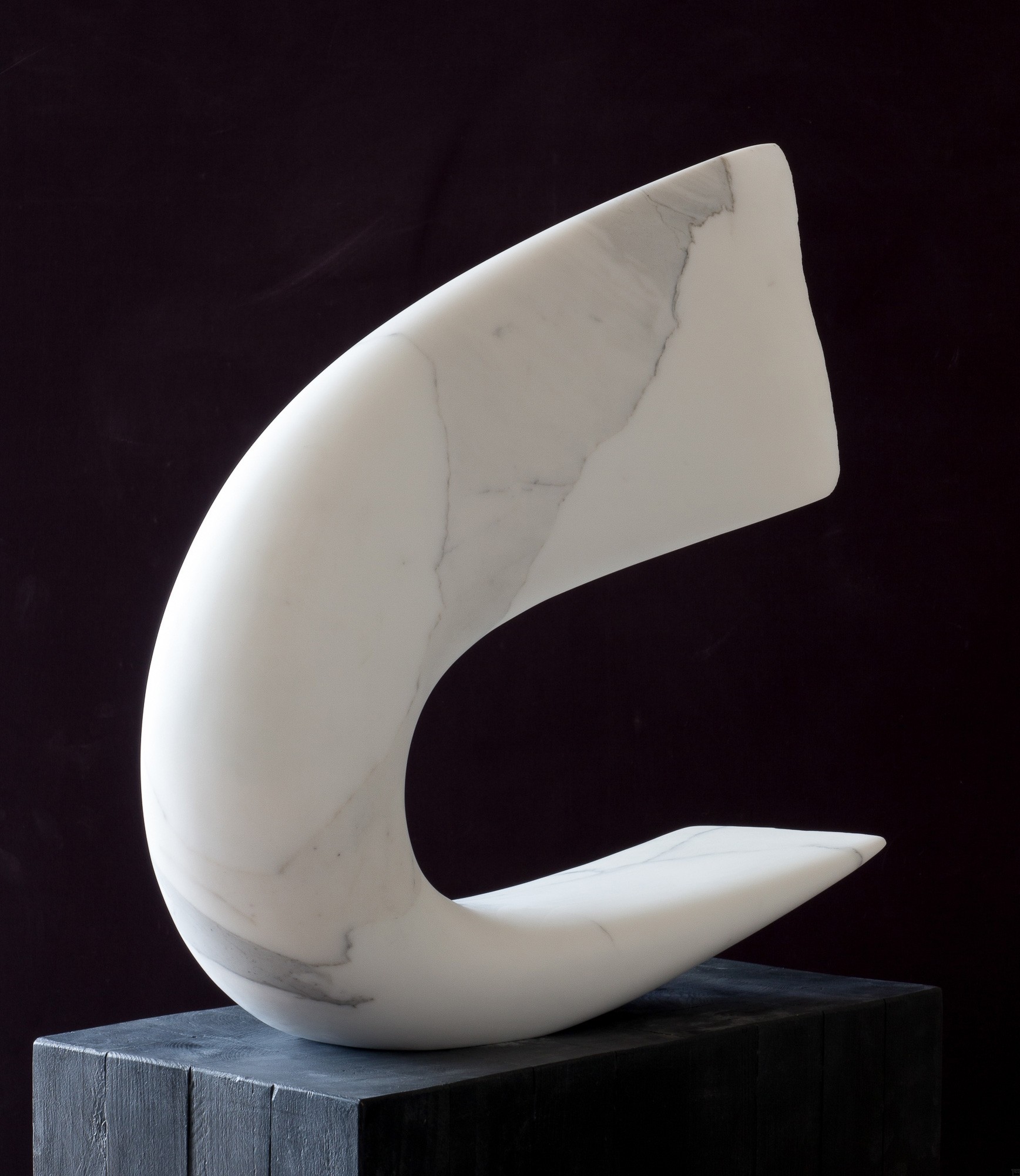 Glissando, Stone sculpture, Marble by sculptor Klaus W. Rieck 05