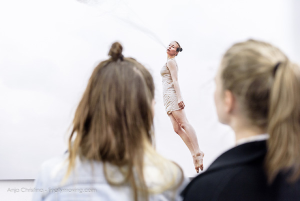 Vernissage weartberlin Fotoausstellung Levitation | Silke Woweries Fotografien